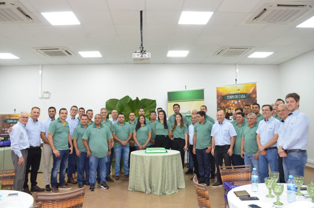 Tempo de Casa: COAMO presta homenagem aos seus funcionários