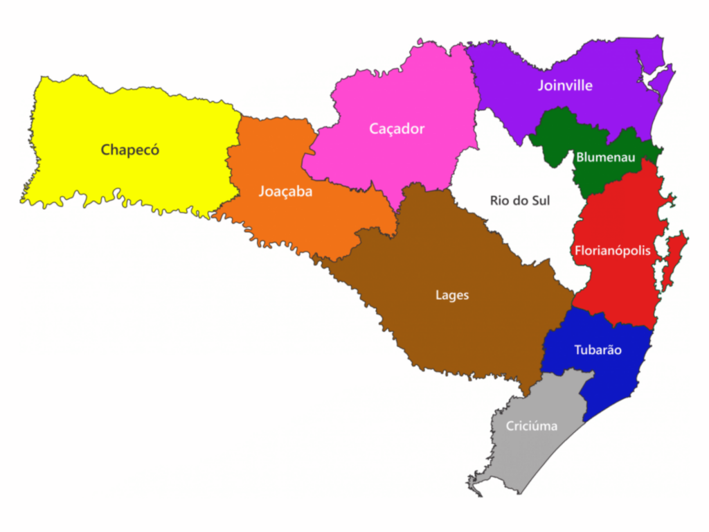 As mudanças foram anunciadas na terça-feira  (5) pelo papa Francisco e fazem parte da reorganização da Igreja no estado de Santa Catarina. Antes, havia só uma arquidiocese, a de Florianópolis, criada em 1927, que formava uma província eclesiástica com todas as outras dioceses do estado que lhe eram sufragâneas.