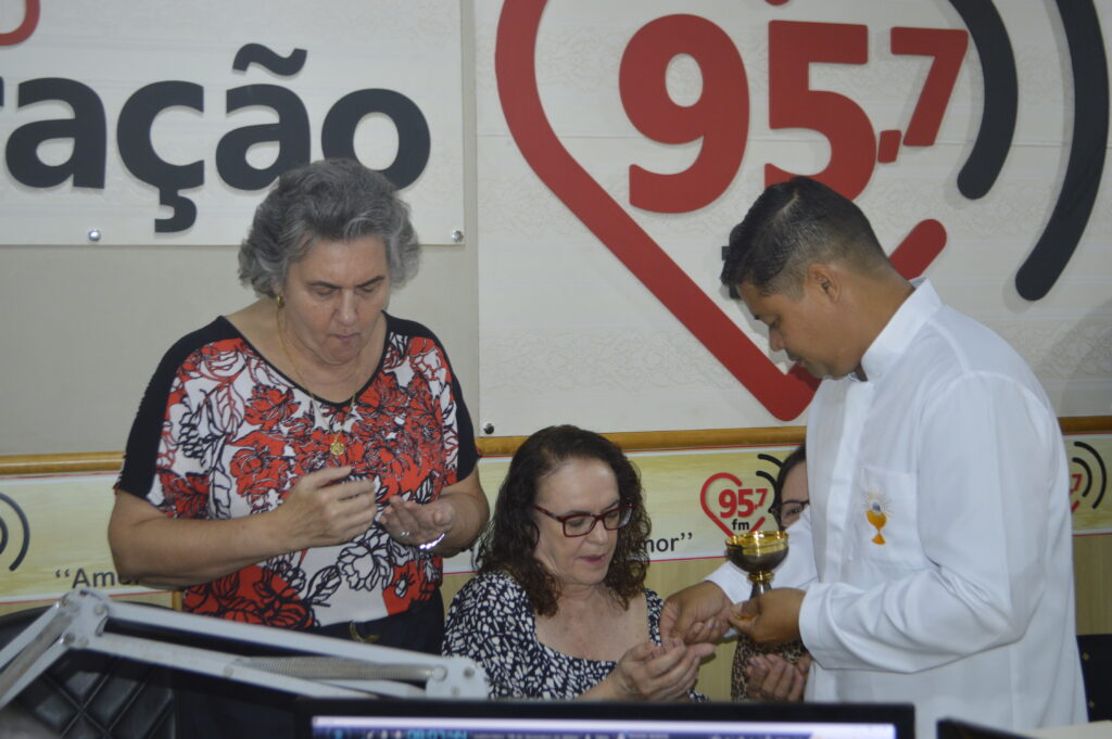 Missa em Ação de Graças e confraternização marcam o final de 2024 da Rádio Coração