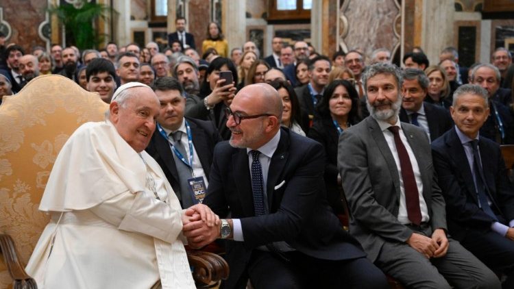 Papa: Jubileu que se aproxima nos lembra da necessidade de perdoar as dívidas