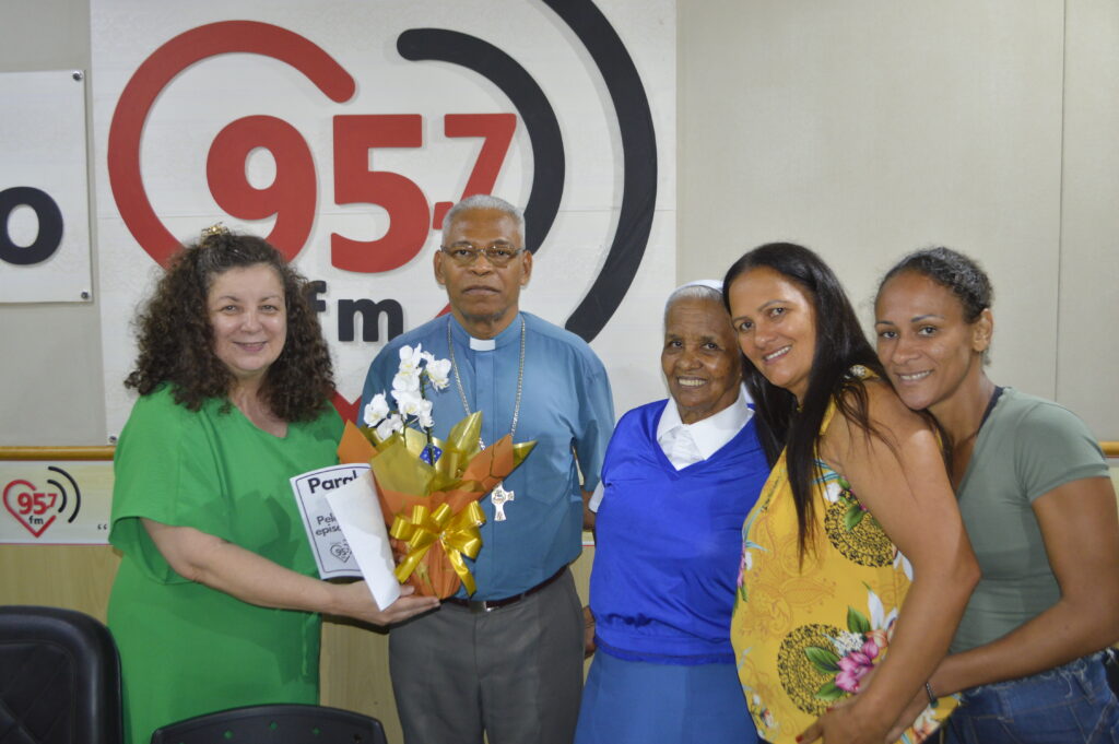 "A Palavra do Pastor': 9 anos de episcopado de Dom Henrique e 80 de vida de sua mãe, Ir. Sebastiana