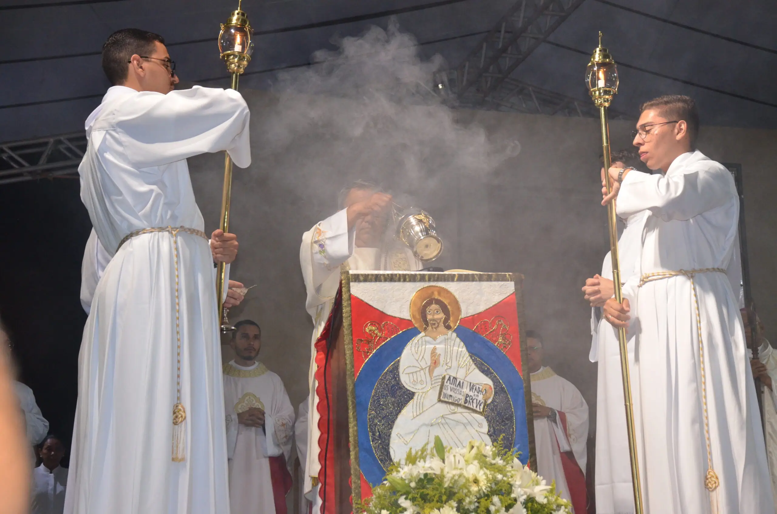 Abertura do Ano Jubilar reúne multidão de fiéis em Dourados